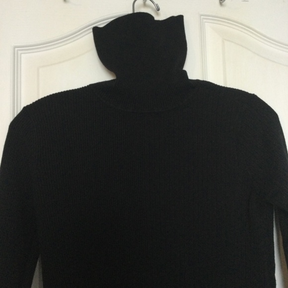 CALVIN KLEIN Women’s Warm Sweater - Picture 3 of 8